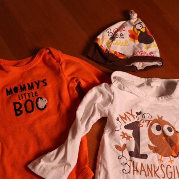 0/3 M, one thanksgiving onesie and hat, one Halloween onesie - Picture 7 of 7
